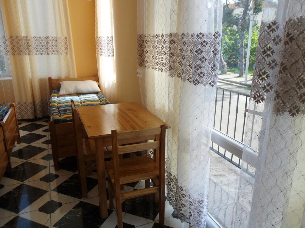 Guest House Nika Kobuleti Exteriér fotografie